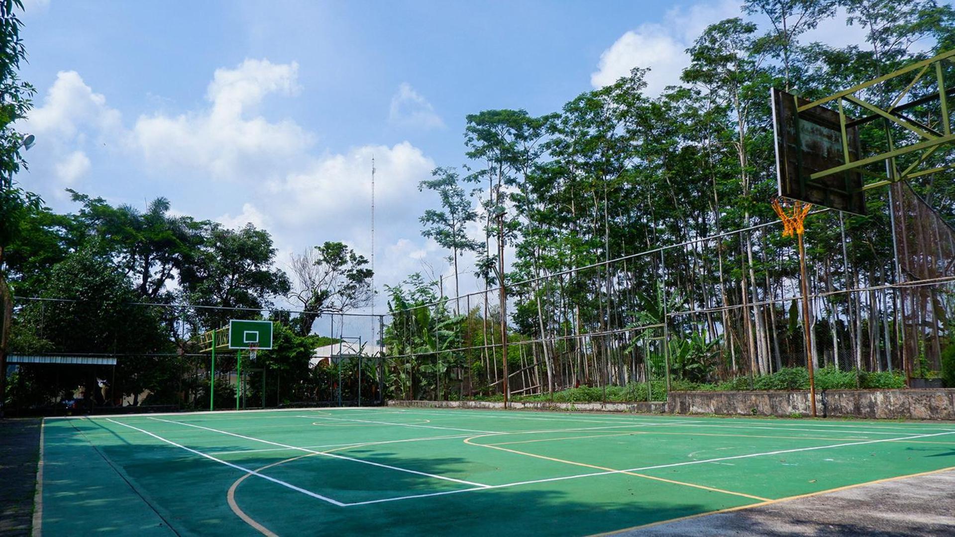 Front One Resort Magelang Exteriér fotografie