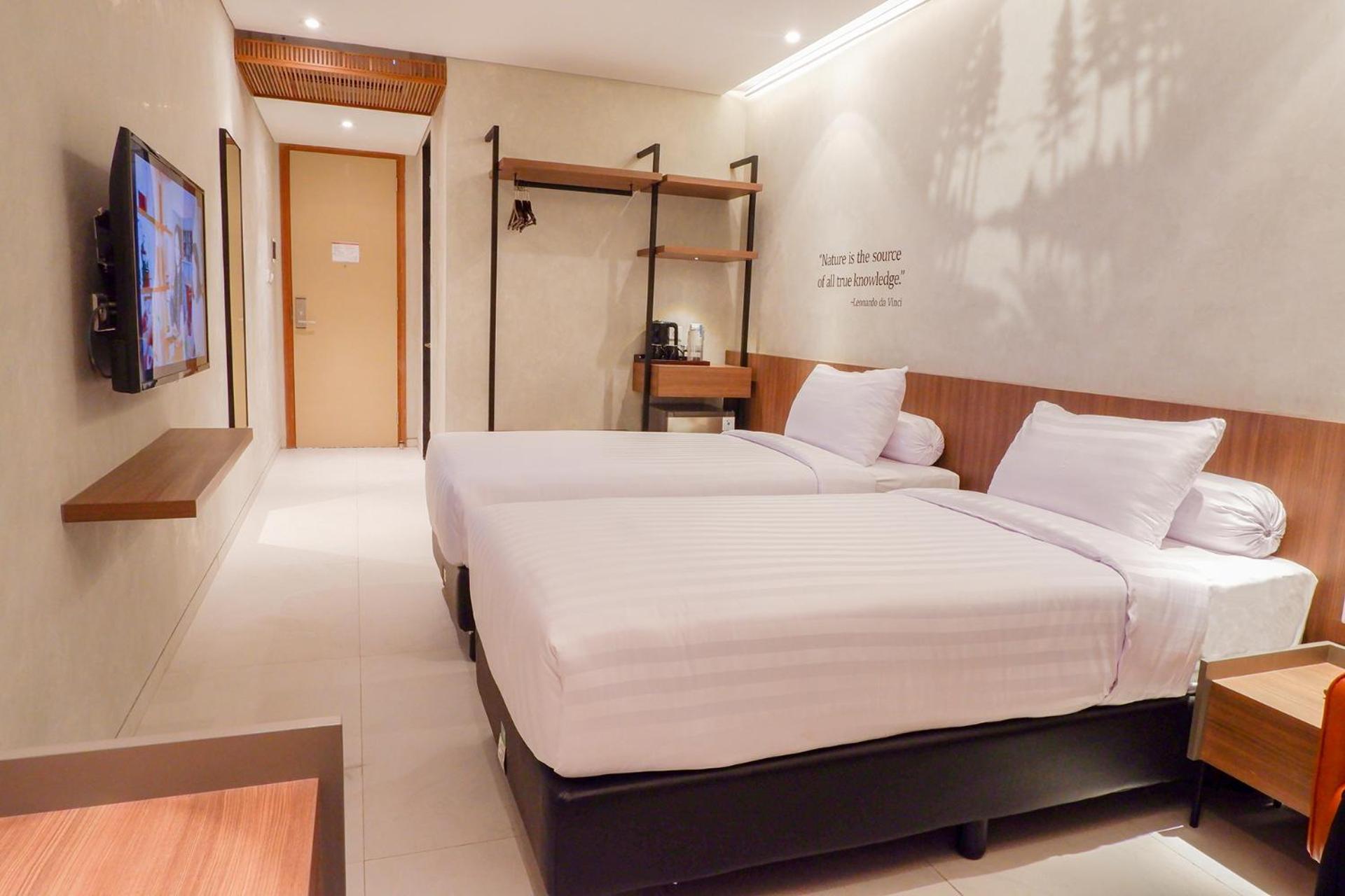 Front One Resort Magelang Exteriér fotografie